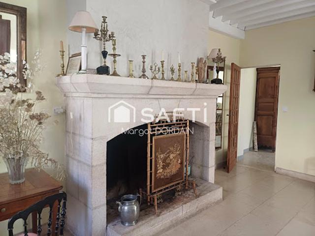 Vente Maison 11 pièces 457 m2 Rignac