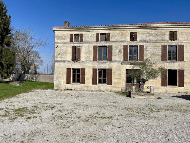 Vente Maison 11 pièces 465 m2 Authon Ebéon