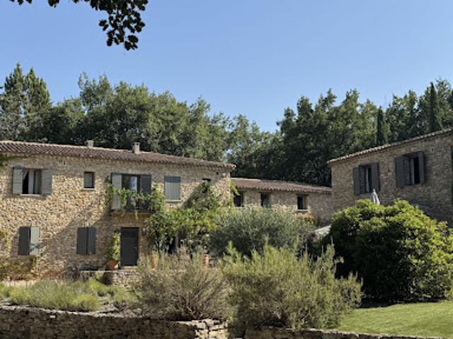 Vente Maison 11 pièces 470 m2 Gordes
