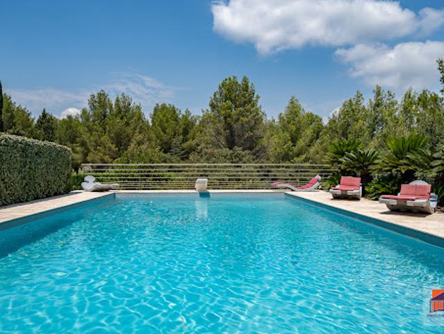 Vente Maison 11 pièces 415 m2 La Ciotat