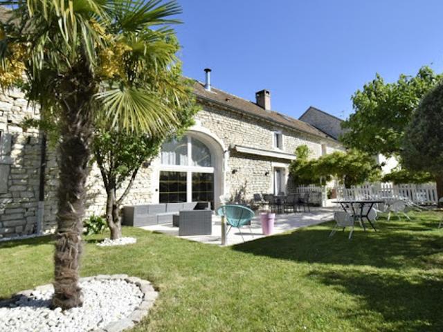 Vente Maison 11 pièces 420 m2 Givry