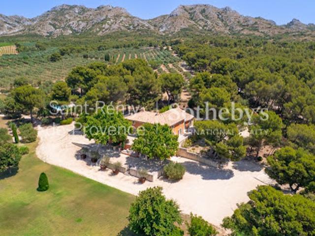 Vente Maison 11 pièces 500 m2 Maussane les Alpilles