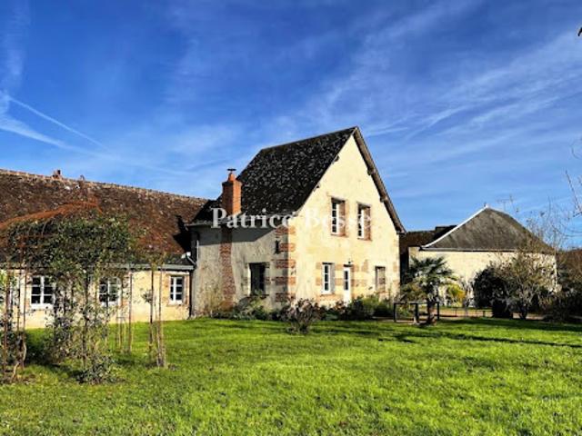 Vente Maison 11 pièces 662 m2 Tours