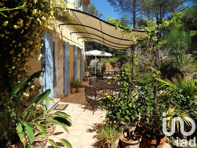 Vente maison 12 pièces Bras 83