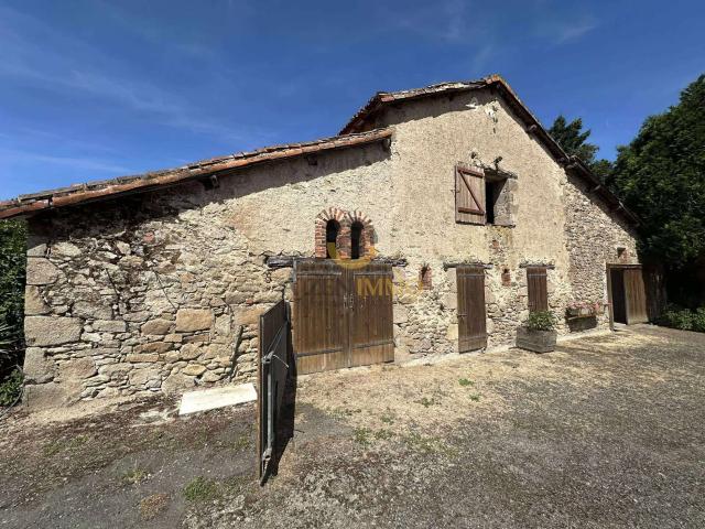 Vente maison 12 pièces Bressuire 79