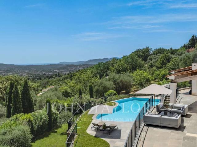 Vente maison 12 pièces Châteauneuf Grasse 06