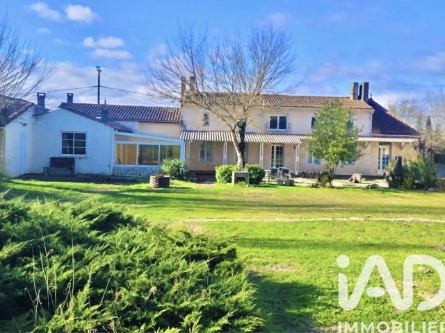 Vente maison 12 pièces Civrac en Médoc 33