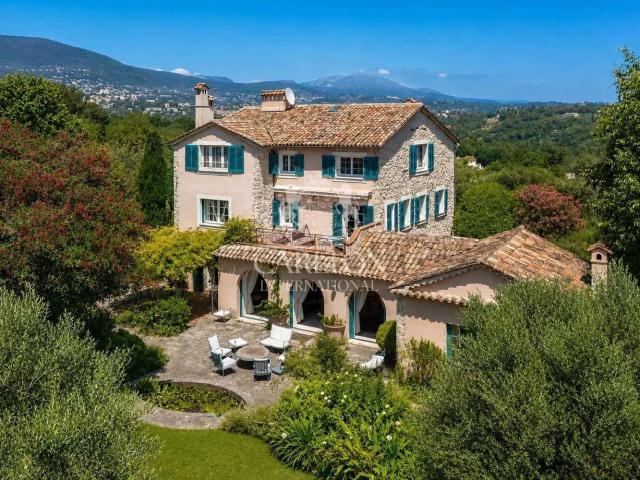 Vente maison 12 pièces Grasse 06