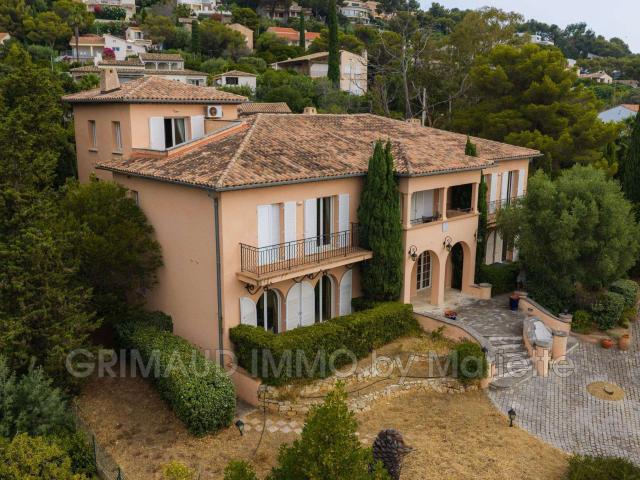 Vente maison 12 pièces Roquebrune sur Argens 83