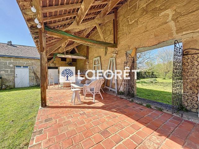 Vente maison 12 pièces Saint Maurice Etusson 79