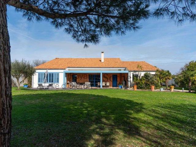 Vente maison 12 pièces Saint Denis d'Oléron 17