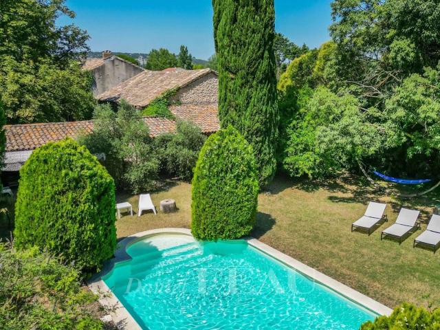Vente maison 12 pièces Taillades 84