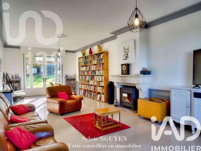 Vente maison 12 pièces Voeuil et Giget 16