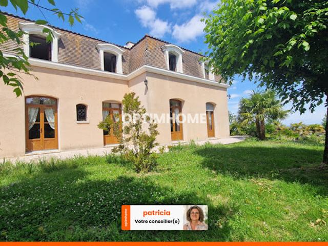 Vente Maison 12 pièces 240 m2 Cambes