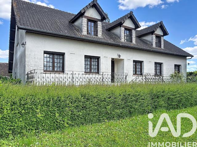Vente Maison 12 pièces 245 m2 Egreville