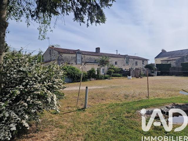 Vente Maison 12 pièces 253 m2 Saint Macaire du Bois
