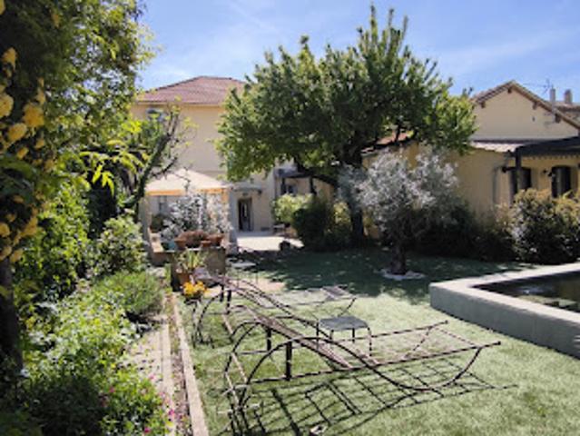 Vente Maison 12 pièces 254 m2 Vaison la Romaine