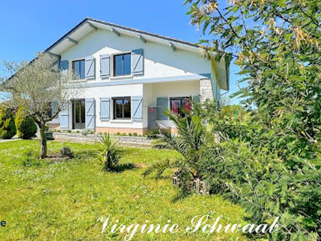 Vente Maison 12 pièces 261 m2 Habas