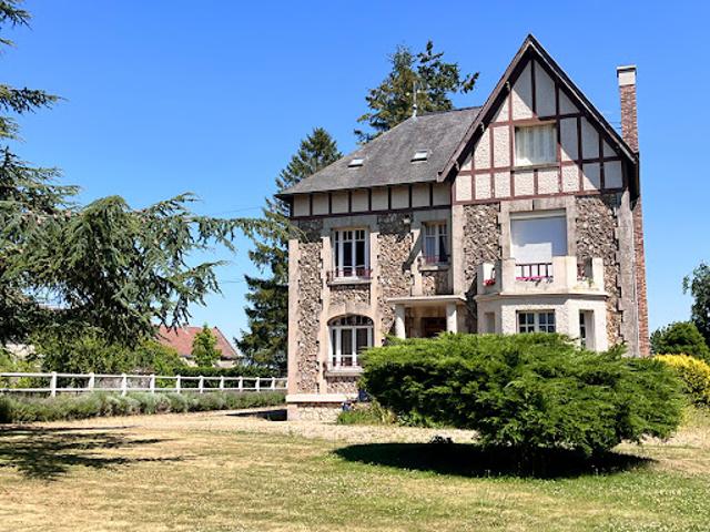 Vente Maison 12 pièces 269 m2 Villers cotterets