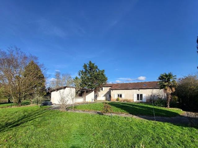 Vente Maison 12 pièces 271 m2 Villars les Dombes