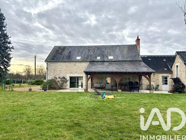 Vente Maison 12 pièces 272 m2 Hommes