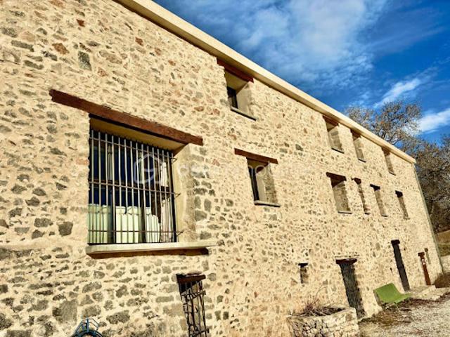 Vente Maison 12 pièces 279 m2 Banon