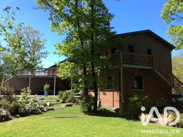 Vente Maison 12 pièces 283 m2 Saintes