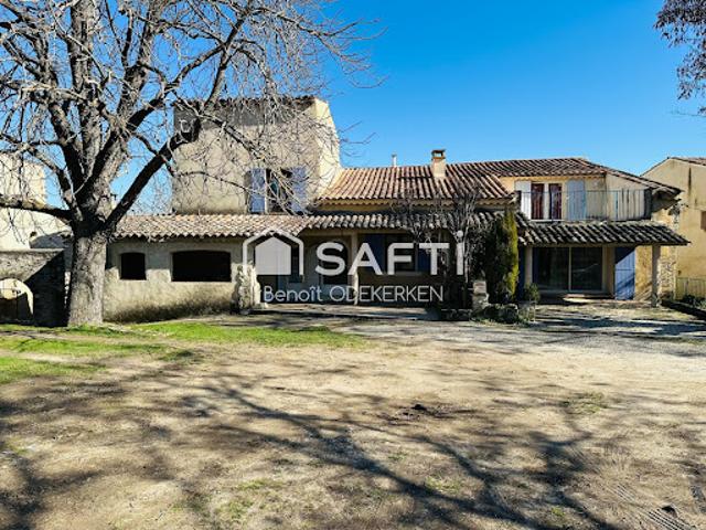 Vente Maison 12 pièces 280 m2 Dauphin