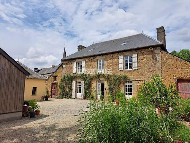 Vente Maison 12 pièces 280 m2 La Baussaine