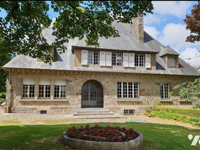 Vente Maison 12 pièces 284 m2 Villedieu les Poêles