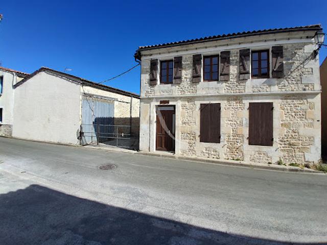 Vente Maison 12 pièces 238 m2 Saint Jean d'Angle