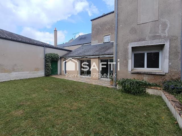 Vente Maison 12 pièces 353 m2 Meslay du Maine