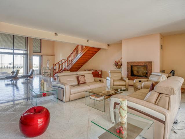 Vente Maison 12 pièces 350 m2 Viry chatillon