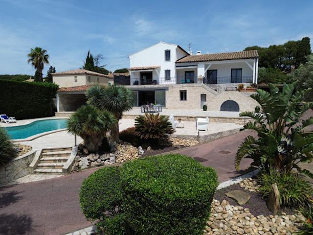 Vente Maison 12 pièces 350 m2 La Ciotat