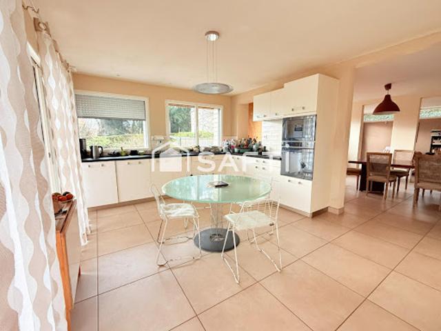 Vente Maison 12 pièces 364 m2 Réguiny