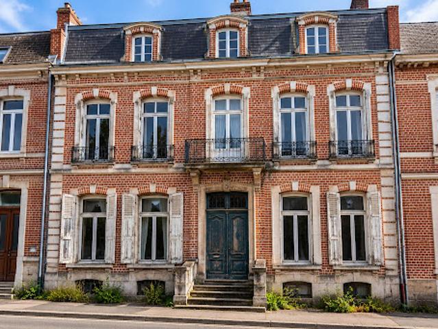 Vente Maison 12 pièces 365 m2 Cambrai