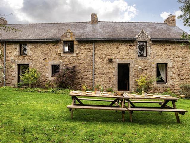 Vente Maison 12 pièces 303 m2 Pluvigner