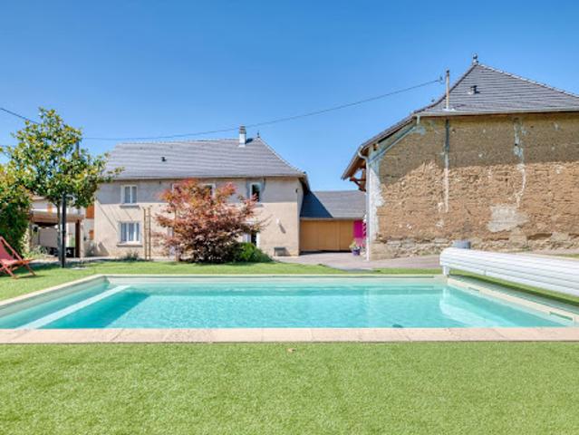 Vente Maison 12 pièces 300 m2 Chimilin