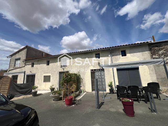 Vente Maison 12 pièces 300 m2 Monsireigne