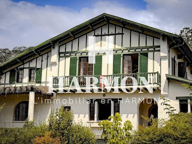 Vente Maison 12 pièces 300 m2 Orthez
