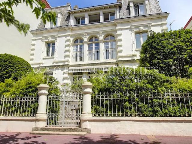 Vente Maison 12 pièces 300 m2 Saint Jean de Luz