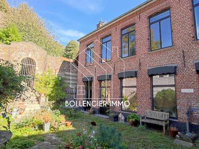 Vente Maison 12 pièces 302 m2 Cassel