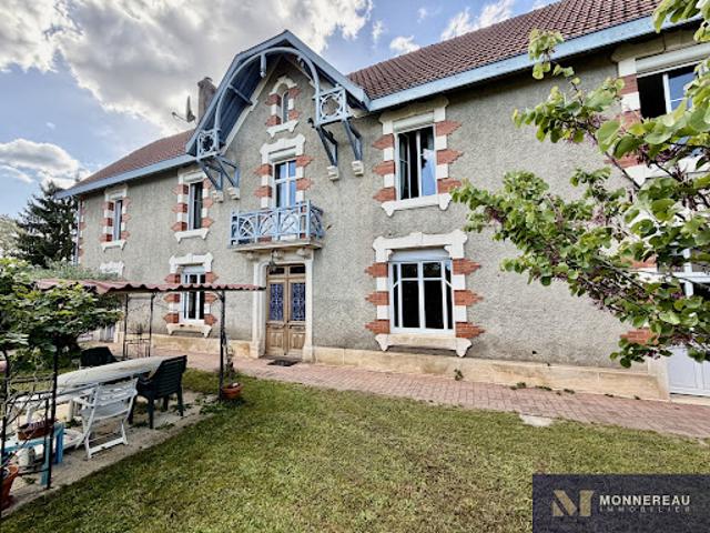 Vente Maison 12 pièces 320 m2 Mosnac