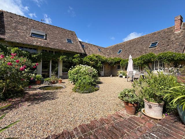Vente Maison 12 pièces 322 m2 Clef Vallée d'Eure