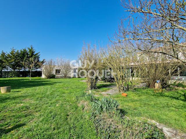 Vente Maison 12 pièces 327 m2 Arvert
