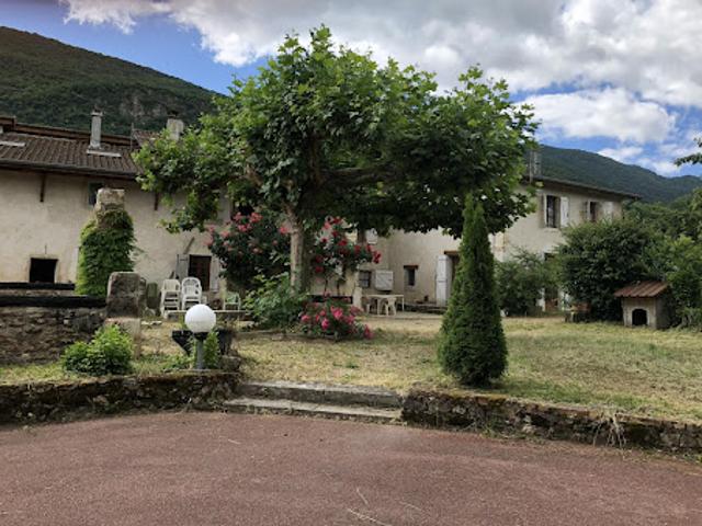 Vente Maison 12 pièces 450 m2 Hostun