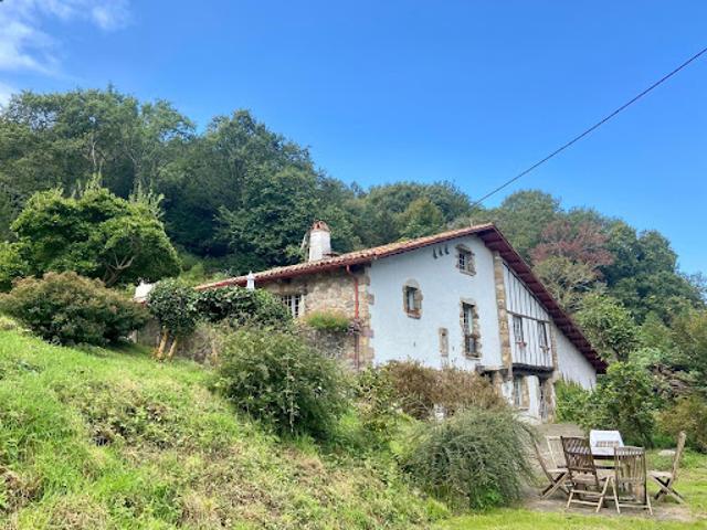 Vente Maison 12 pièces 450 m2 Saint Pée sur Nivelle