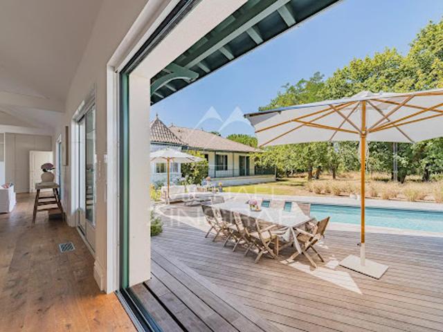 Vente Maison 12 pièces 455 m2 Gujan Mestras