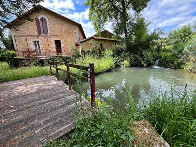 Vente Maison 12 pièces 470 m2 Mussidan