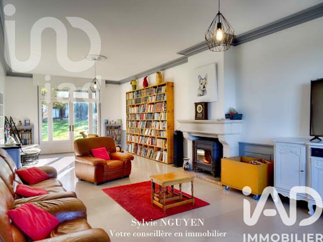Vente Maison 12 pièces 486 m2 Roullet Saint Estèphe